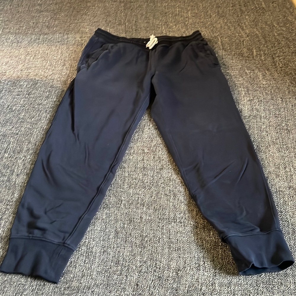 Club Monoco Joggers Size Small